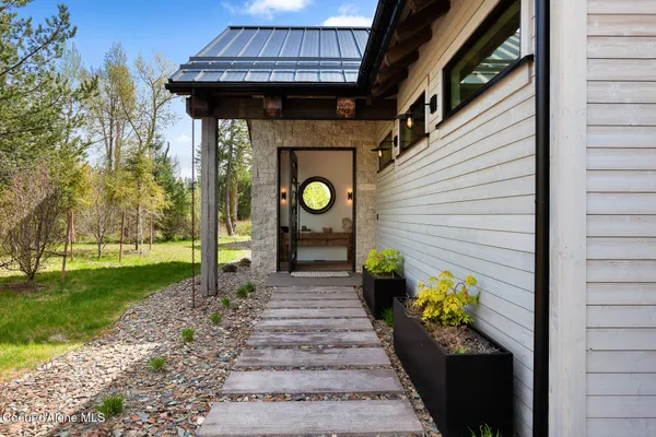 $8,450,000 | 2124 East Kettle Ridge Road, Harrison, ID 83833