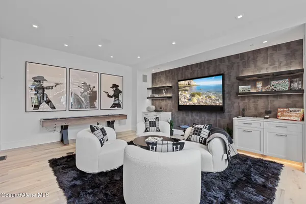 $8,450,000 | 2124 East Kettle Ridge Road, Harrison, ID 83833