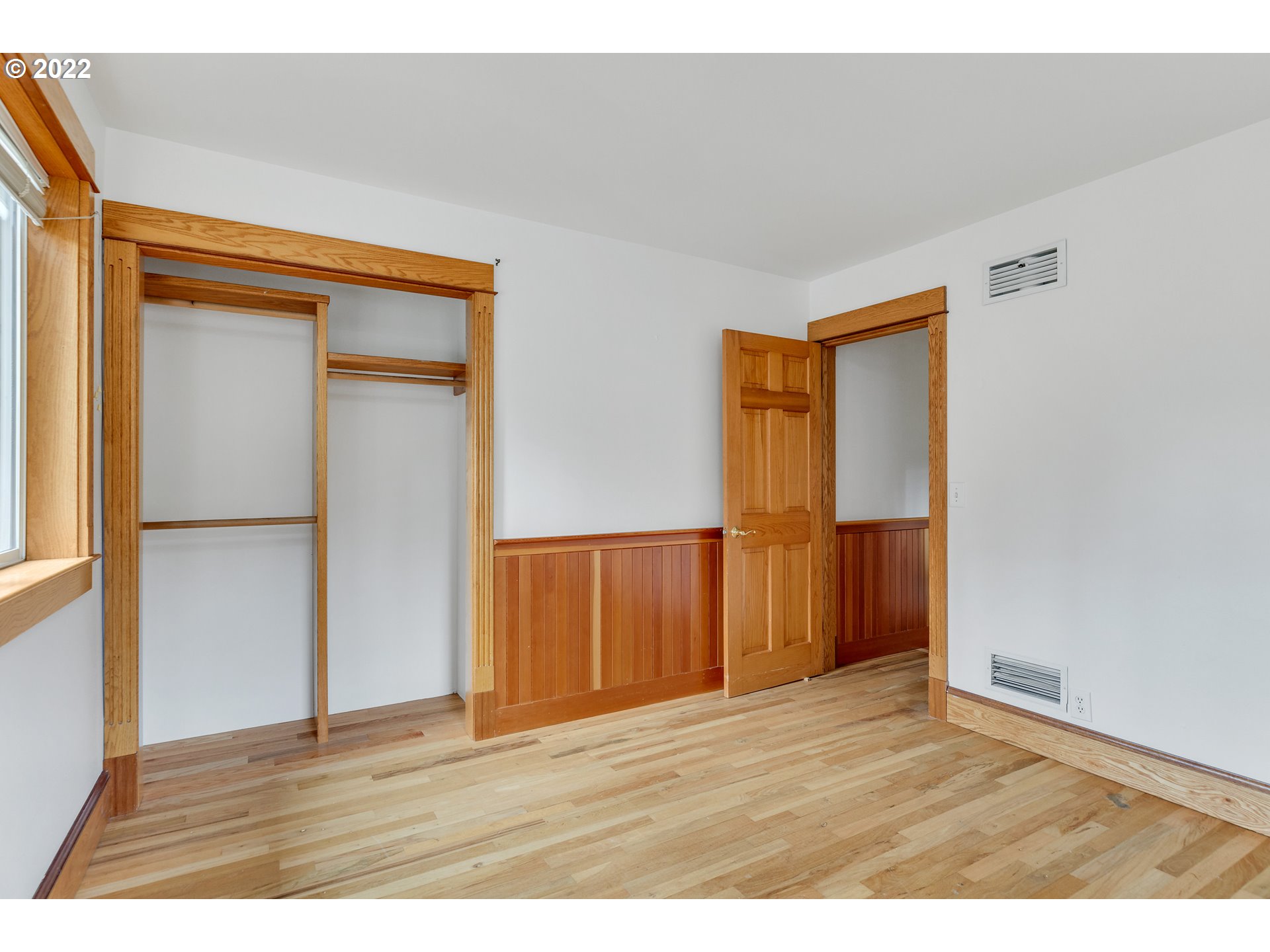 1521 Tucker Road Hood River, OR 97031 - Photo 17 of 32 Gallery Image 17