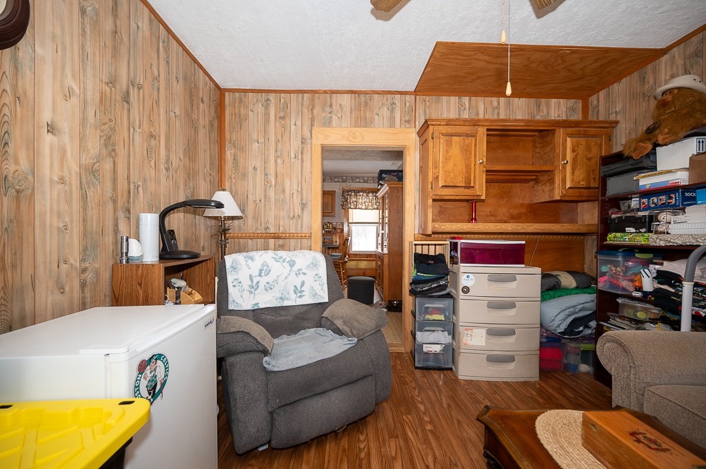 7 Clarissa Street Worcester, MA 01604 - Photo 13 of 33