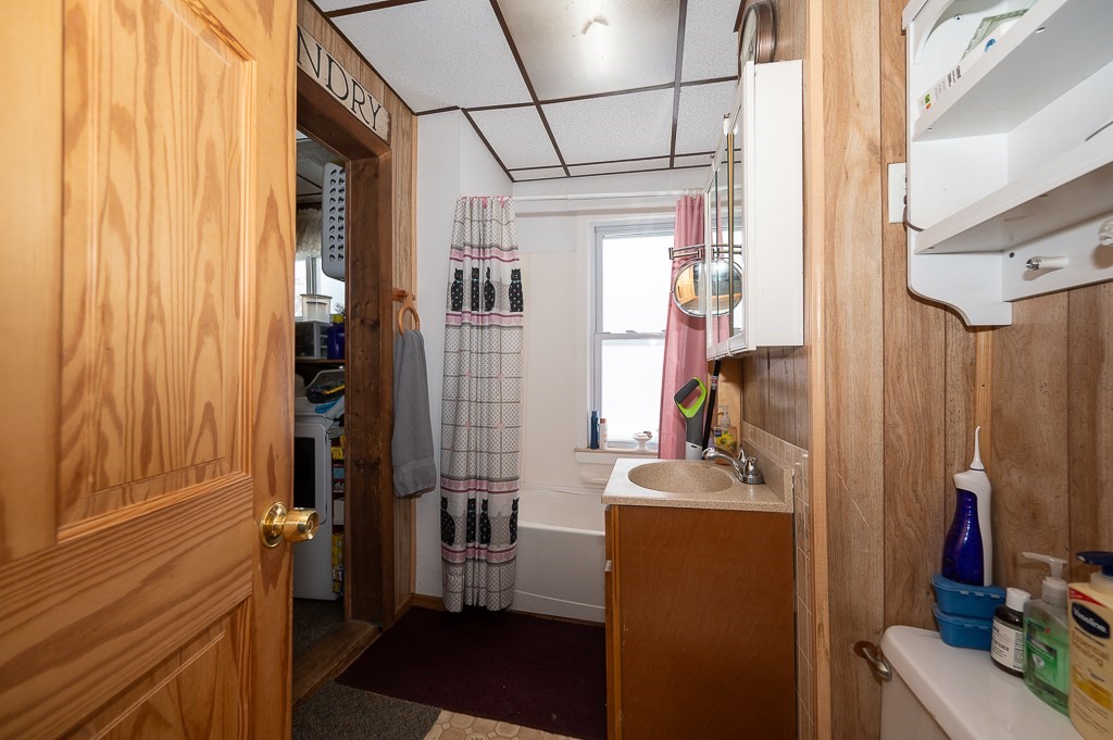 7 Clarissa Street Worcester, MA 01604 - Photo 17 of 33