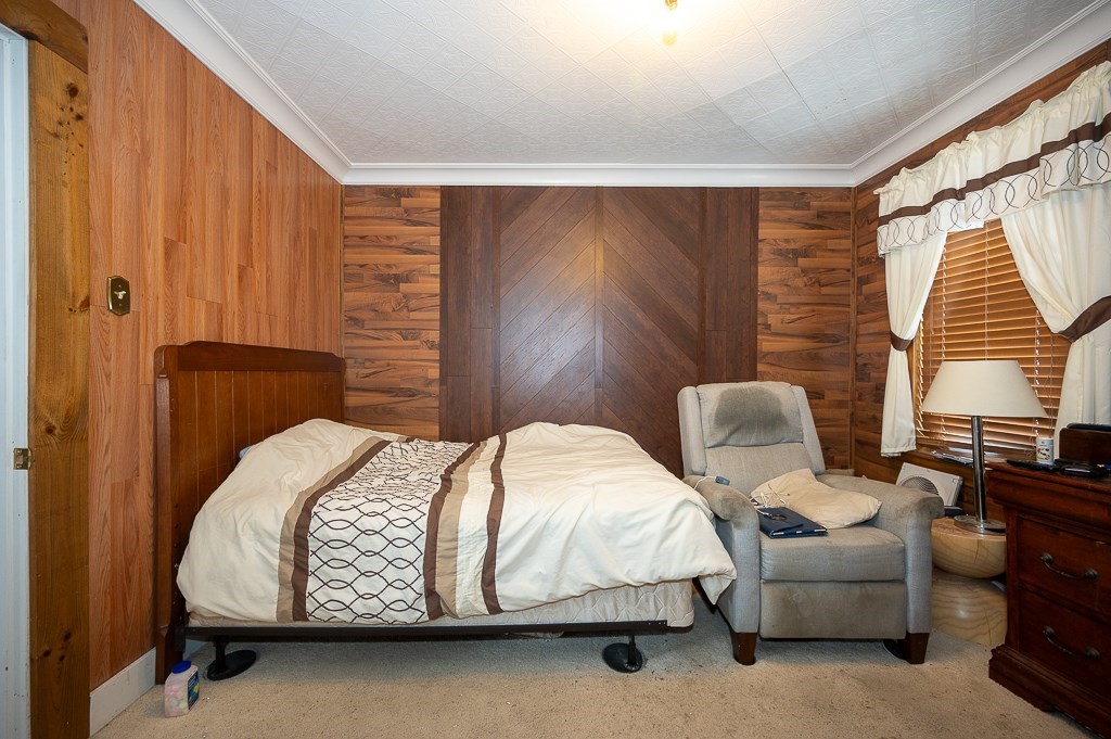 7 Clarissa Street Worcester, MA 01604 - Photo 24 of 33