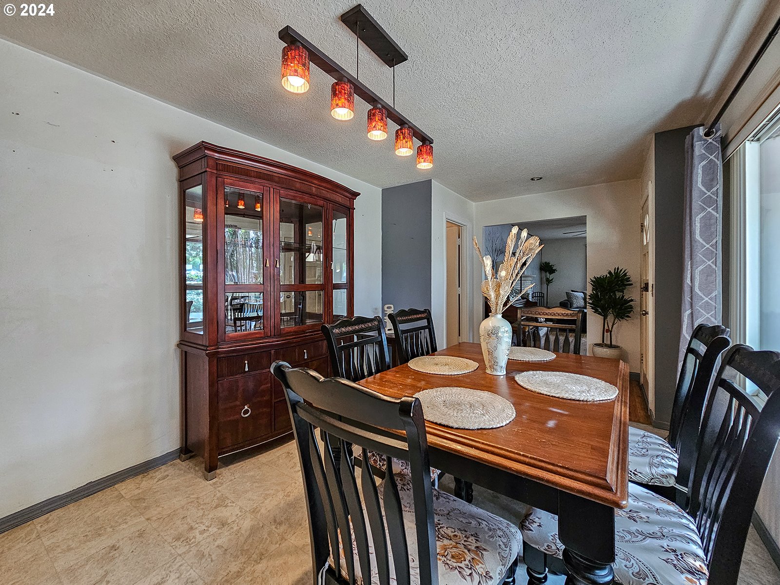 9645 Southwest Denney Road Beaverton, OR 97008 - Photo 9 of 46 Gallery Image 9