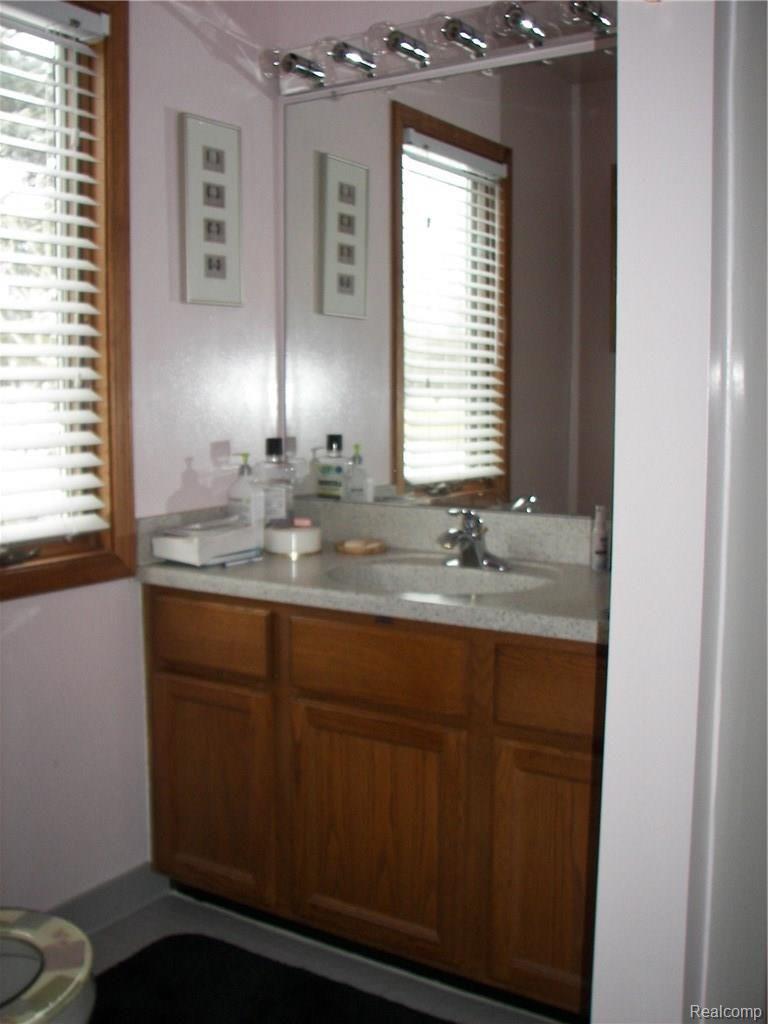 6788 Kestrel Ridge Road Brighton, MI 48116 - Photo 9 of 18 100_5930.JPG