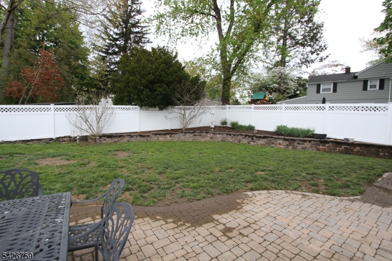 7 Stuart Street Waldwick, NJ 07463 - Photo 43 of 49