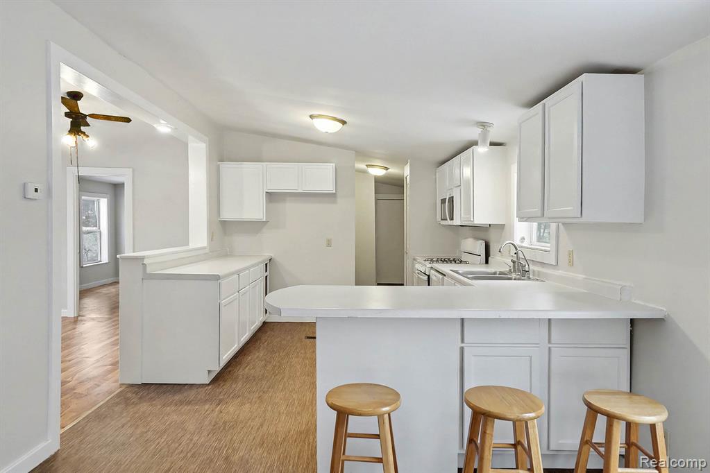 1295 West Cook Road Grand Blanc, MI 48439 - Photo 13 of 21