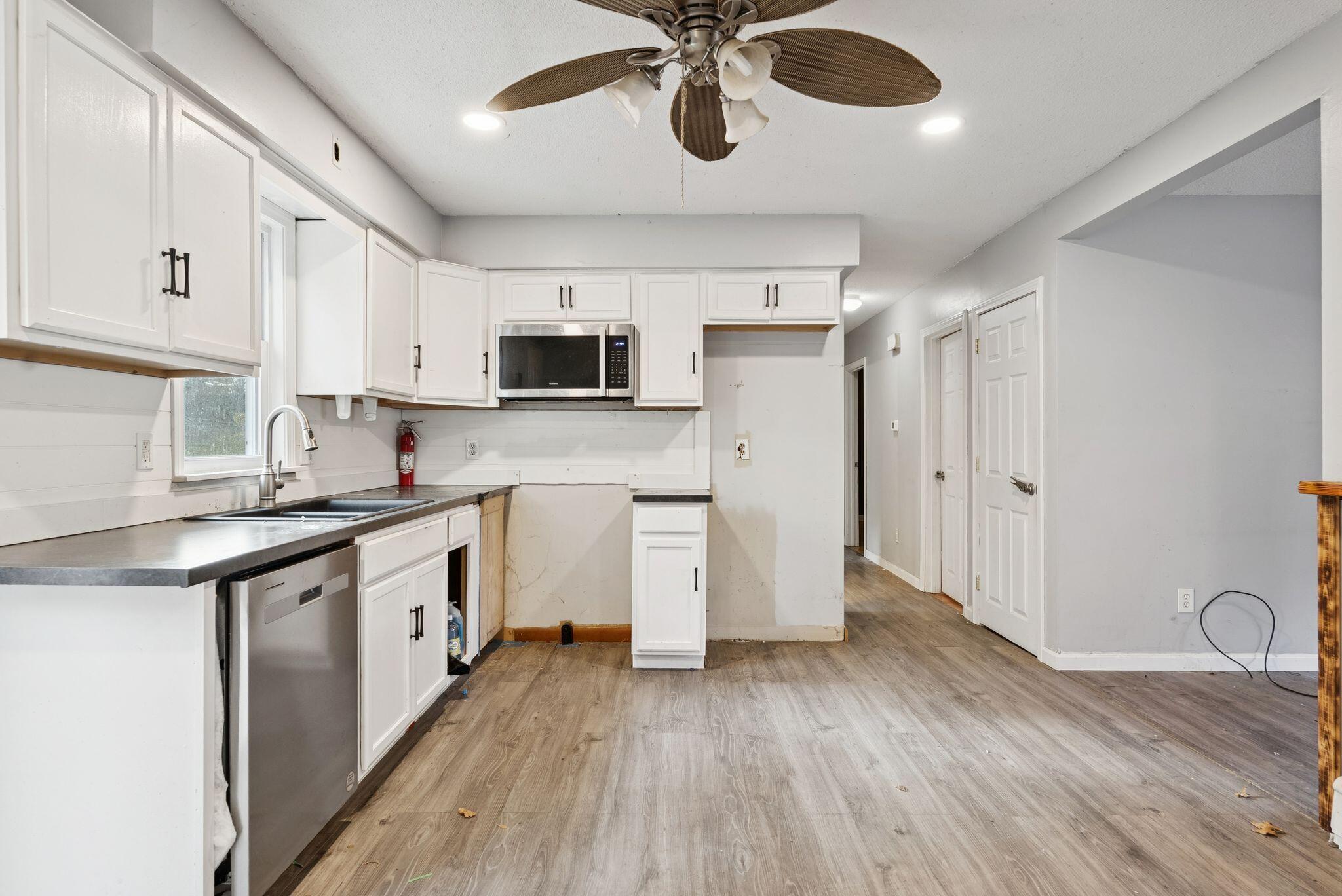 189 Grove Street Lewiston, ME 04240 - Photo 21 of 26 23_DSC03640