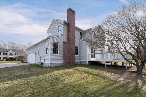 $769,900 | 38 Kristen Lane, North Kingstown, RI 02852