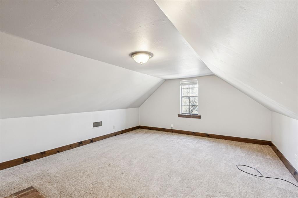 209 McMillen Road Lucas, TX 75002 - Photo 33 of 38 an empty room with windows