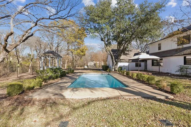 $4,000 | 209 McMillen Road, Lucas, TX 75002