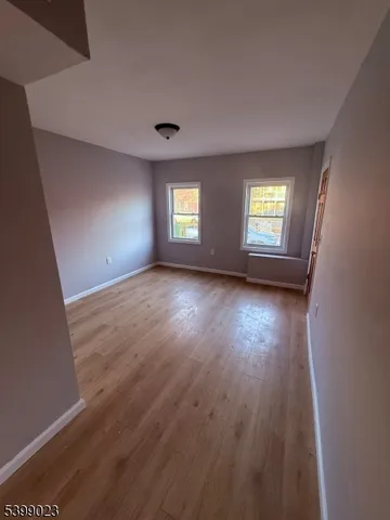 $2,500 | 212 Port Avenue, Elizabeth Port, NJ 07206