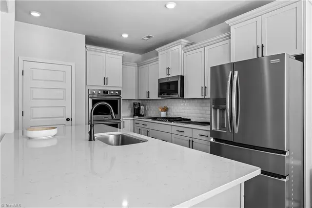 $499,900 | 7260 Huntgate Drive, Kernersville, NC 27284