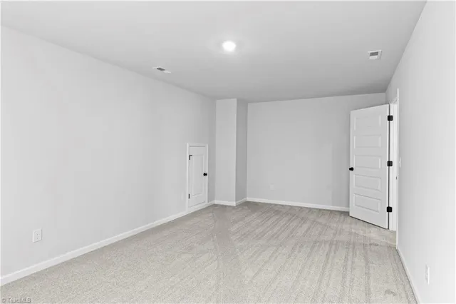 $499,900 | 7260 Huntgate Drive, Kernersville, NC 27284