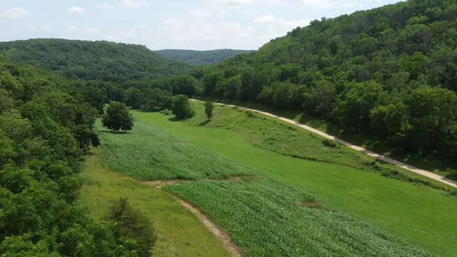 $399,900 | 40-acre Lot 40-acre, Hillpoint, WI 53937