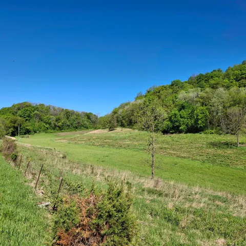 $399,900 | 40-acre Lot 40-acre, Hillpoint, WI 53937