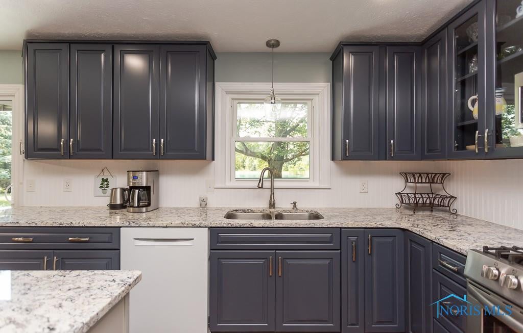 7261 Latcha Road Perrysburg, OH 43551 - Photo 11 of 50 Gallery Image 11