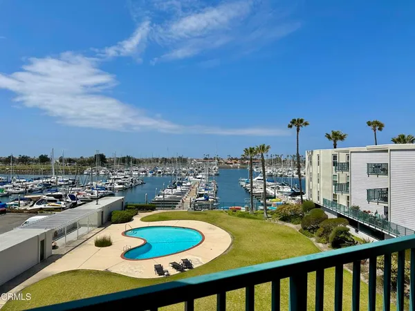 $2,600 | 2901 Peninsula Road, Unit 347, Oxnard, CA 93035