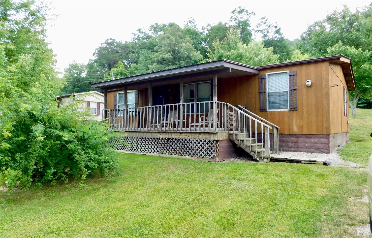 185 Cow Creek Road Ravenna, KY 40472 - Photo 1 of 28 Photo 1