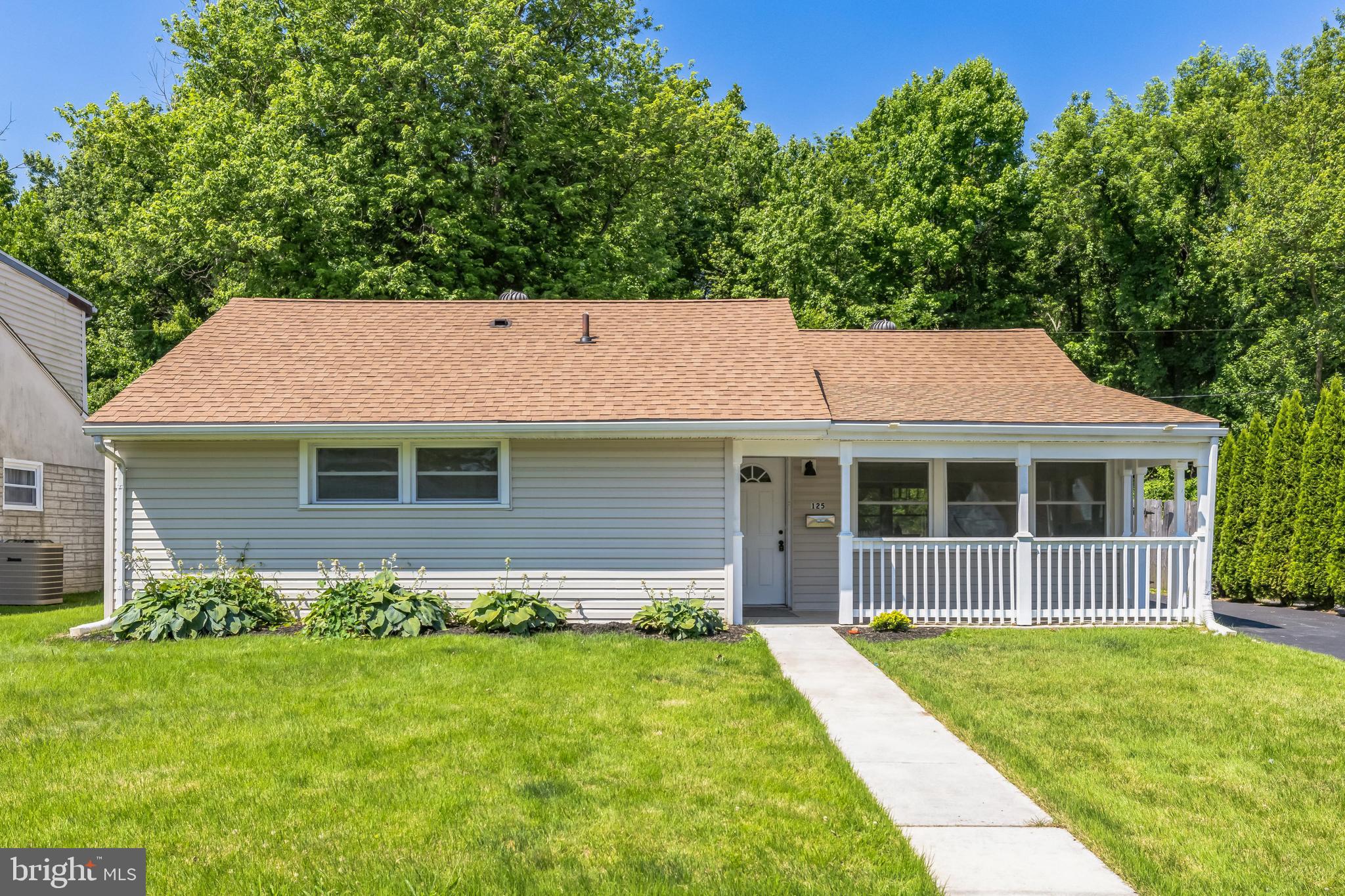 125 Louise Road New Castle, DE 19720 - Photo 2 of 30 Gallery Image 2