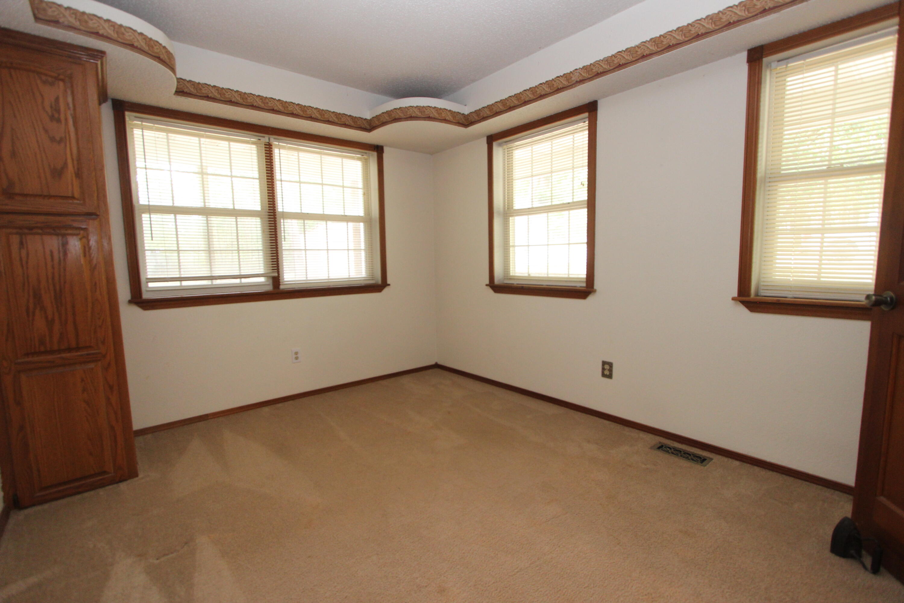 288 Pleasant View Road Seymour, MO 65746 - Photo 7 of 56 IMG_0830