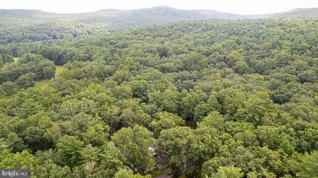 $430,000 | 10246 Golf Course Road, Fayetteville, PA 17222