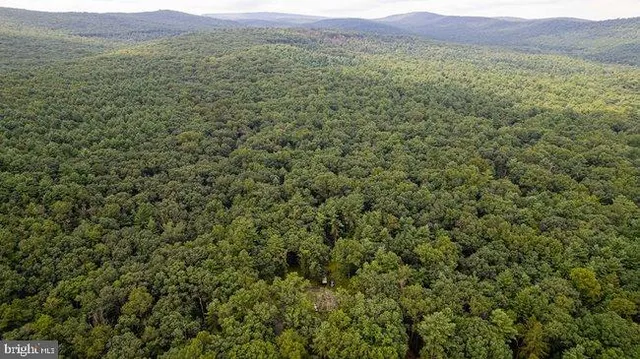 $430,000 | 10246 Golf Course Road, Fayetteville, PA 17222