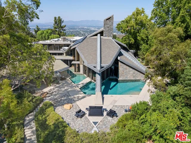 $11,500,000 | 15216 Antelo Place, Los Angeles, CA 90077