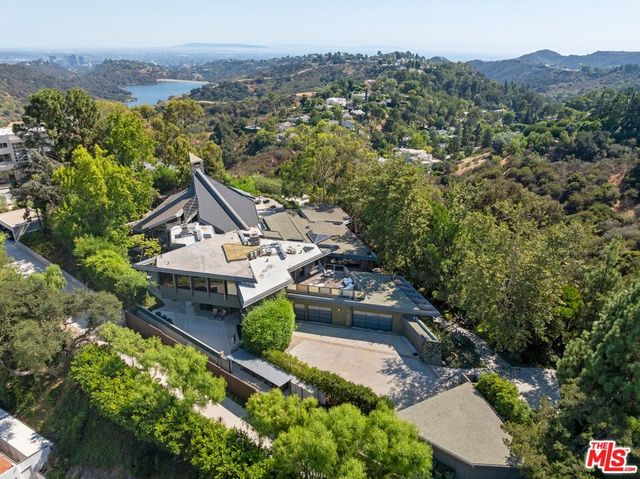 $11,500,000 | 15216 Antelo Place, Los Angeles, CA 90077