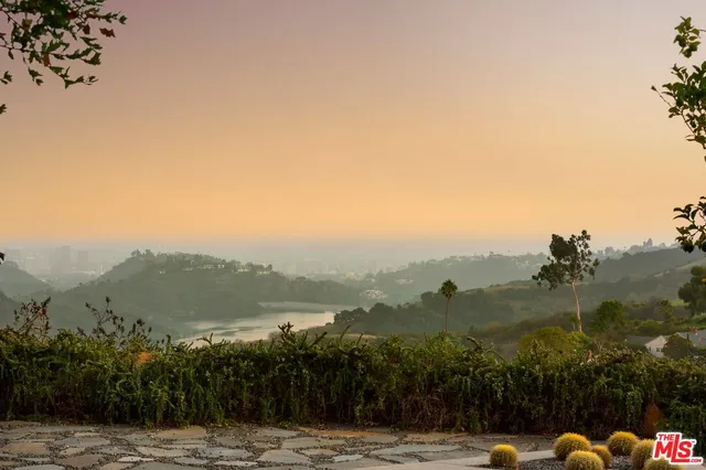 $11,500,000 | 15216 Antelo Place, Los Angeles, CA 90077