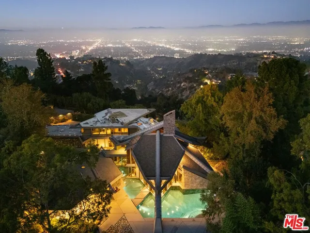 $11,500,000 | 15216 Antelo Place, Los Angeles, CA 90077