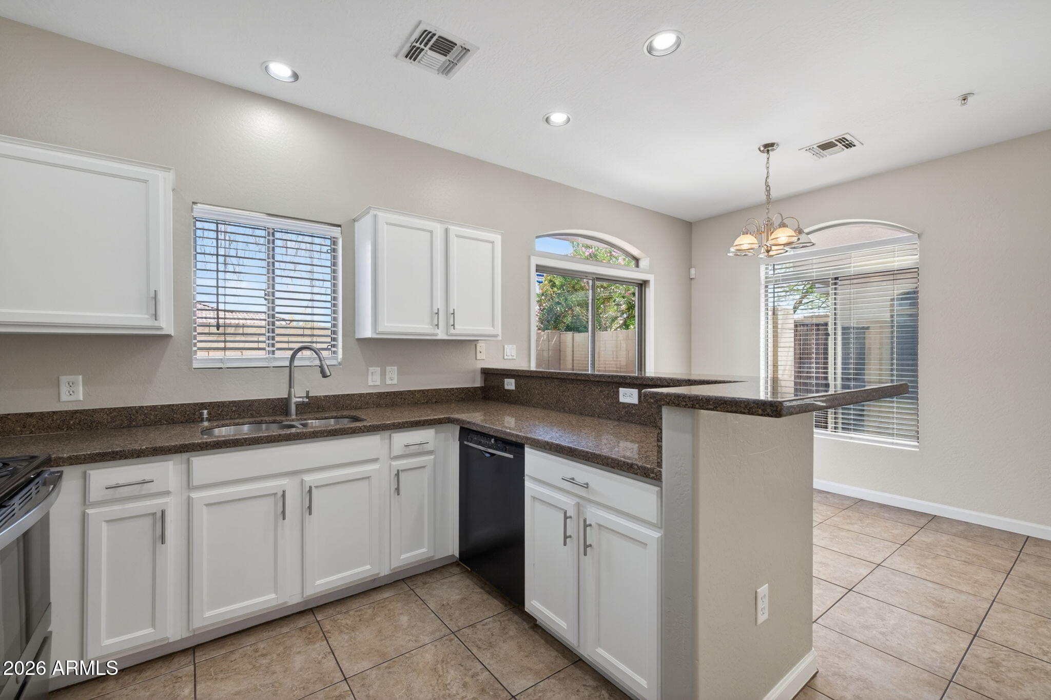 2150 East Bell Road, Unit 1136 Phoenix, AZ 85022 - Photo 13 of 30 Gallery Image 13
