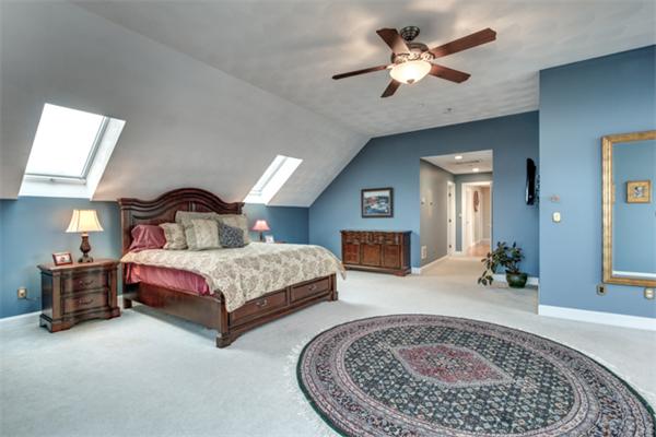22 Upland Road Wakefield, MA 01880 - Photo 19 of 29 Gallery Image 19