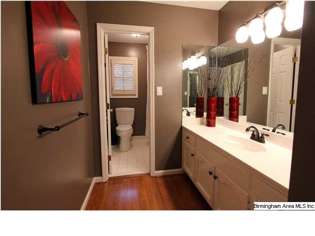 2021 Crossvine Road Birmingham, AL 35244 - Photo 16 of 24