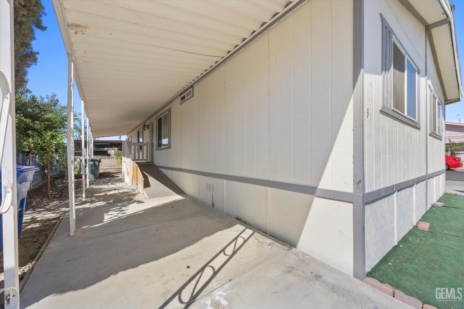 Undisclosed Address Delano, CA 93215 - Photo 35 of 43 a view of entryway