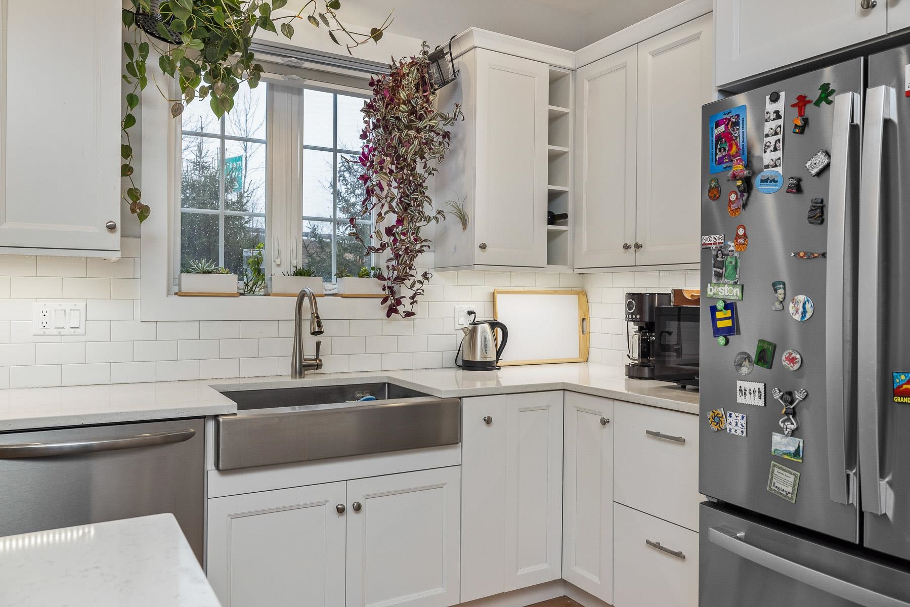 42 Rockingham Avenue Portsmouth, NH 03801 - Photo 3 of 39