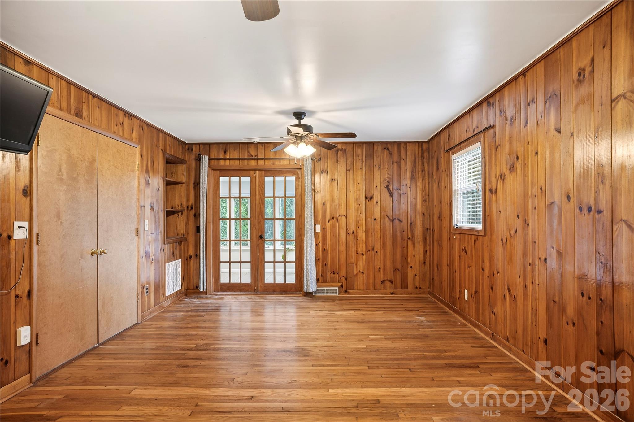 3002 Kanuga Road Hendersonville, NC 28739 - Photo 40 of 48