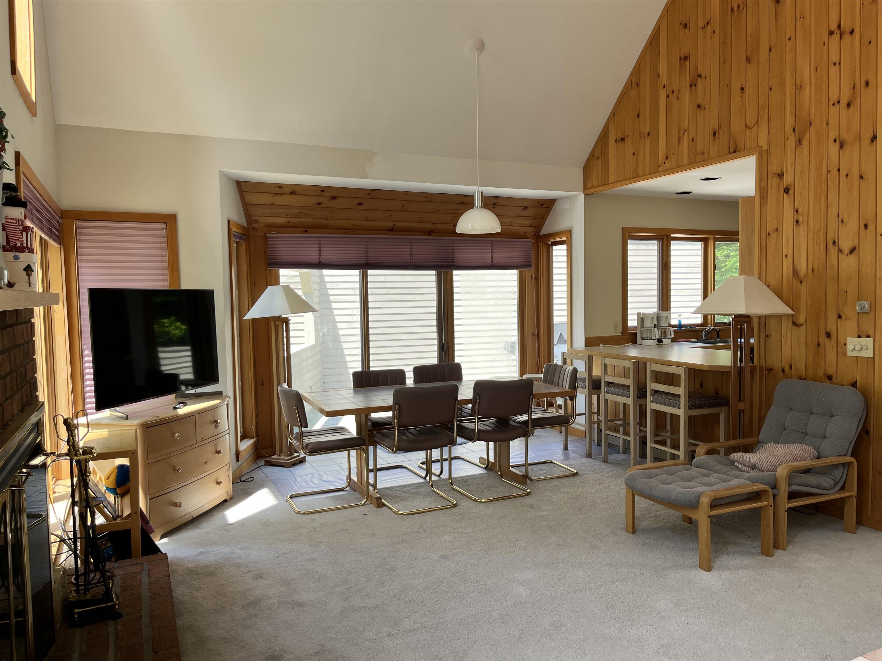 16 E Slopeside Road, Unit E West Dover, VT 05356 - Photo 6 of 22