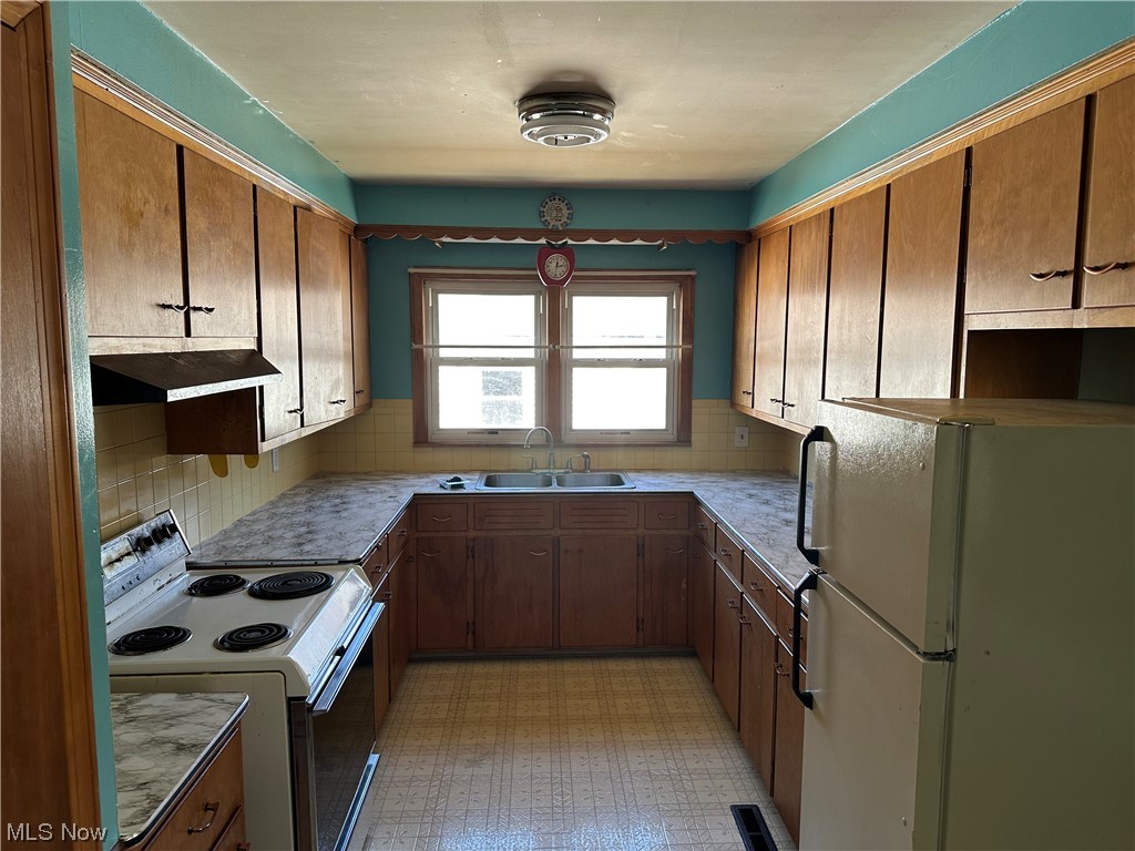1087 North Main Street Akron, OH 44310 - Photo 9 of 18