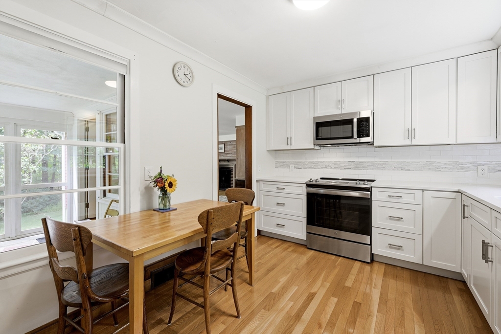 18 Red Gate Lane Amherst, MA 01002 - Photo 5 of 30 Gallery Image 5