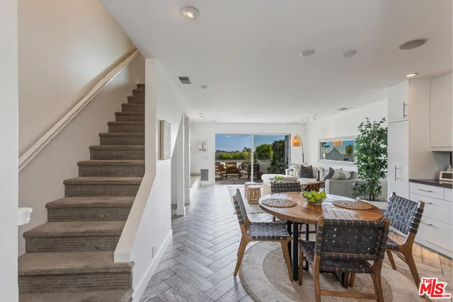 $999,000 | 28711 Pacific Coast Highway, Unit 18, Malibu, CA 90265