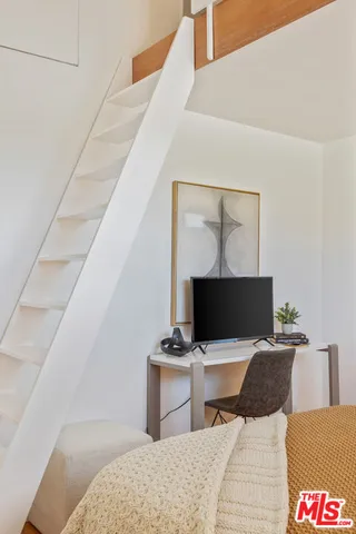 $999,000 | 28711 Pacific Coast Highway, Unit 18, Malibu, CA 90265