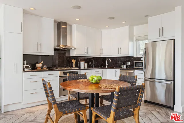 $999,000 | 28711 Pacific Coast Highway, Unit 18, Malibu, CA 90265