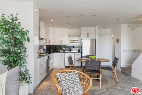 $999,000 | 28711 Pacific Coast Highway, Unit 18, Malibu, CA 90265