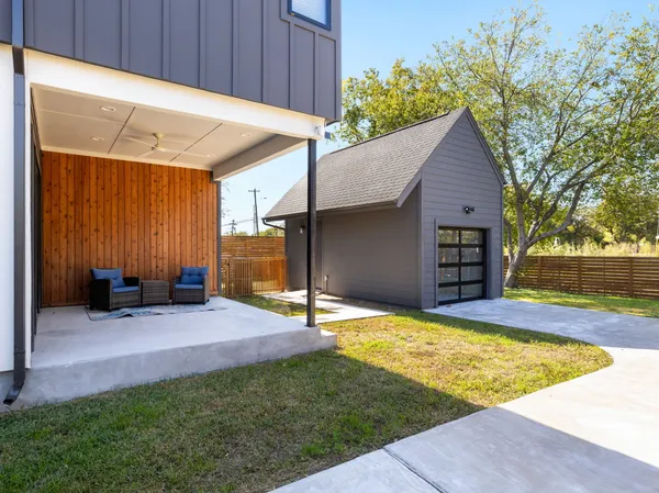 $850,000 | 6620 Isabelle Drive, Unit B, Austin, TX 78752