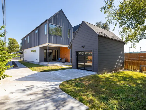 $850,000 | 6620 Isabelle Drive, Unit B, Austin, TX 78752