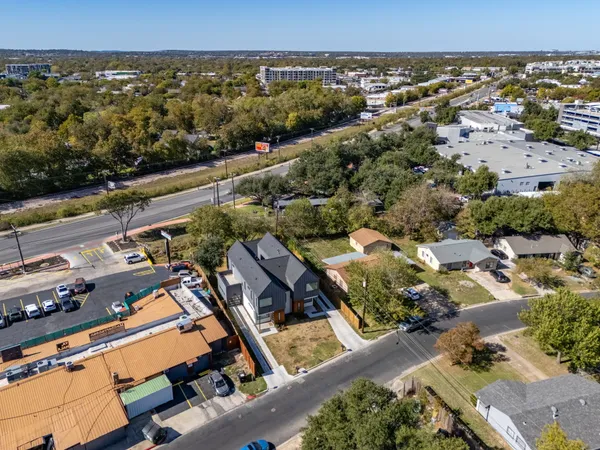 $850,000 | 6620 Isabelle Drive, Unit B, Austin, TX 78752