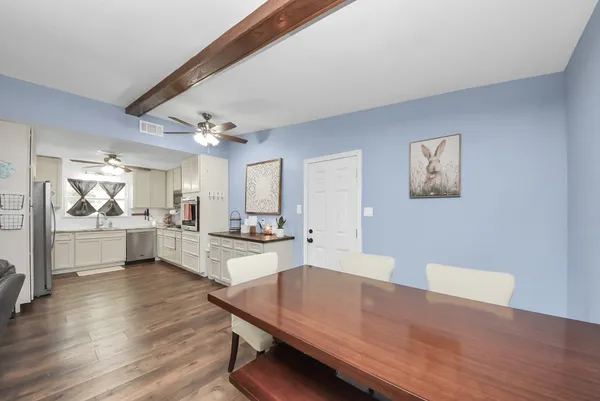 $280,000 | 1405 Avenue G, Danbury, TX 77534