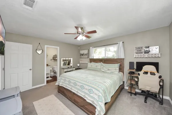 $280,000 | 1405 Avenue G, Danbury, TX 77534