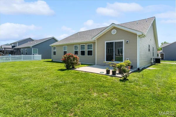 $426,000 | 7053 Richmond Drive, Glen Carbon, IL 62034
