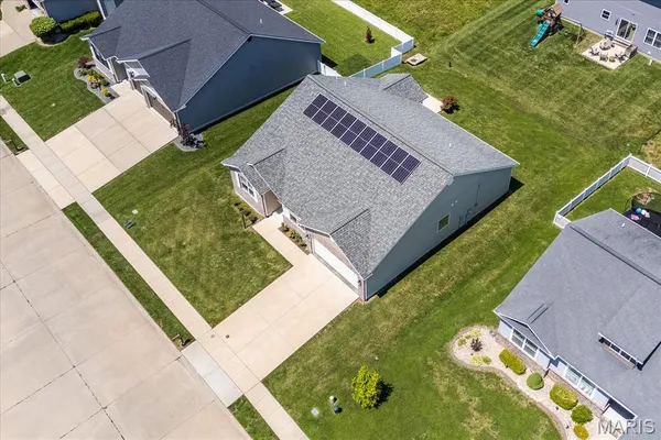 $426,000 | 7053 Richmond Drive, Glen Carbon, IL 62034